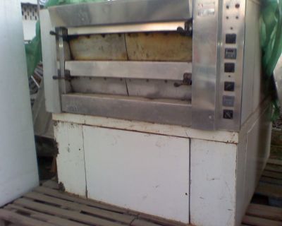 VENDO FORNO DE LASTRO A GÁS E A LENHA CICLOTÉRMICO