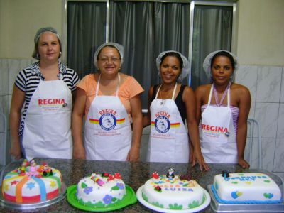 Curso de confeitagem e modelagem em pasta americana
