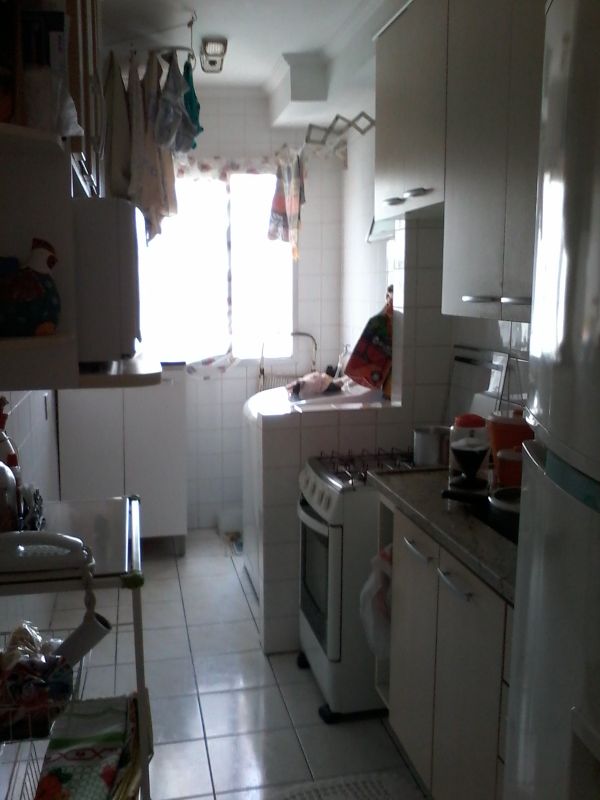 Apto 2 quartos no canto do forte, praia grande-sp