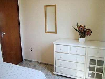 ALUGUEL DE APARTAMENTO MOBILIADO EM MACAÉ-RJ