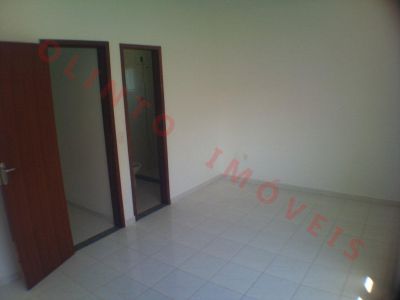 Olinto Imóveis vende Duplex 2 qts no Mariléa Chácaras em Rio das Ostras