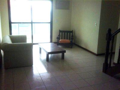 Excelente cobertura a venda em Cabo Frio com linda vista definitiva do mar