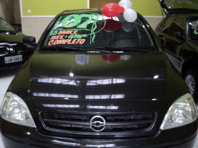 CORSA SEDAN 1.8  2007  R$ 25.900