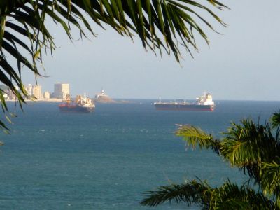 Excelente terreno com vista para a Baia de Todos os Santos