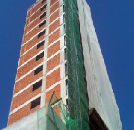 Argamassa para assentamento de tijolos e blocos com 1.800 kg faz 1 m², enquanto com a tradicional sã