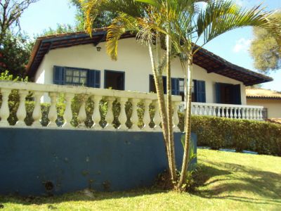 Linda chácara a venda em São Lourenço da Serra ideal para eventos e retiro 350mil