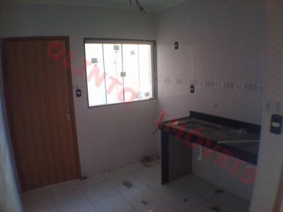 Olinto Imóveis vende Apartamento Padrão 2 qts no Recreio em Rio das Ostras