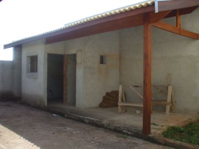 VENDO CASA JD ESPLANADA  5 DORMS 2 SUITES MASTER, ÁREA DE LAZER.