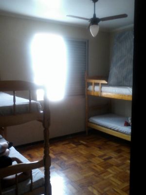 APTO PRAIA GRANDE VILA TUPY PÉ NA AREIA