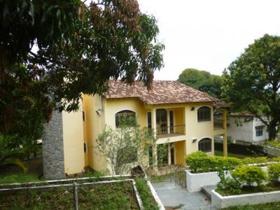 OPORTUNIDADE - Campo Grande - Condominio Clube 34 - Duplex com 6 Quartos