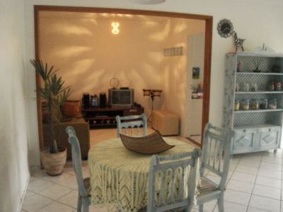 No Norte da Ilha-FLORIANÓPOLIS-CASA c/PISCINA