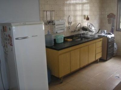 ALUGUEL DE QUARTOS MOBILIADOS