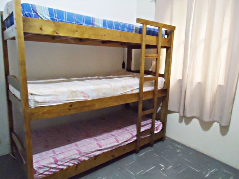 Hospedaria feminina de baixo custo