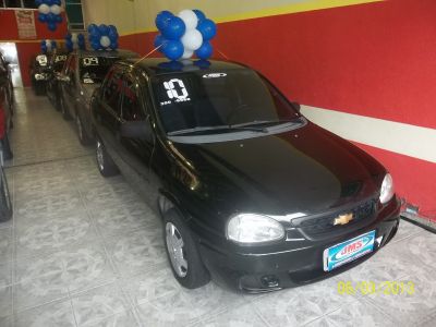 CORSA CLASSIC 1.0 COMPLETO PRETO 2010