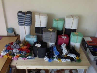 fabricação de chinelos, canecas e quadros de azulejo