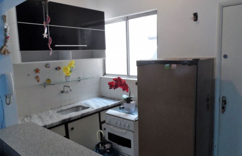 Cód. M022 Frente ao mar 1 dormitório 1 vaga c/ academia