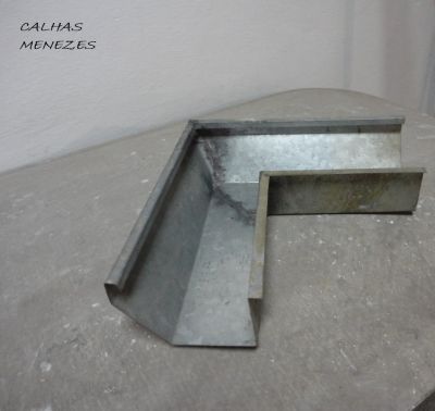 esquadro de calhas corte 40