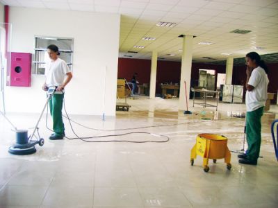 Cosntrução Reformas  Pinturas e Limpeza pós Obra  CRP 