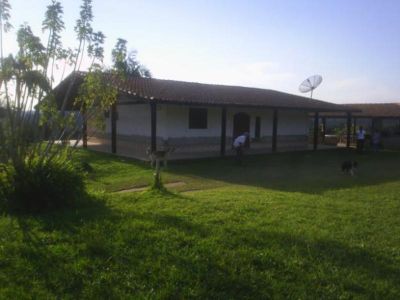 CHÁCARA COM 70.000 M² - JUQUITIBA - SP - F: (11) 4686-1562 - CEL: (11) 7302-9229 