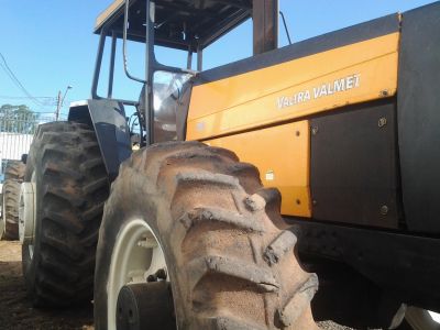 TRATOR VALTRA 1580 4X4 ANO 2003 REVISADO