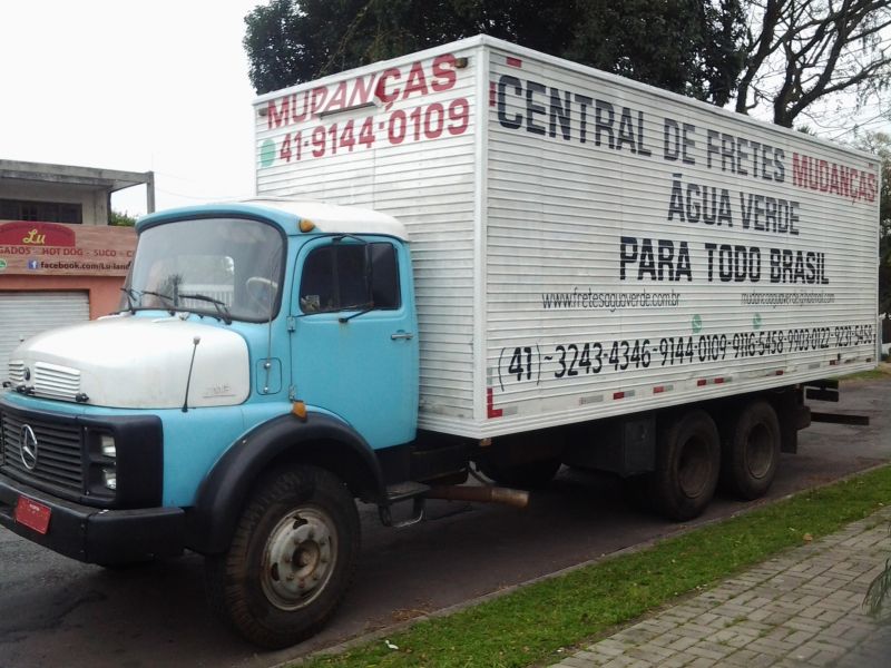 Mudanças e  Fretes  Água Verde