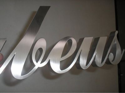 Letra caixa (em relevo) 21 4125-2849 / 8152-6295