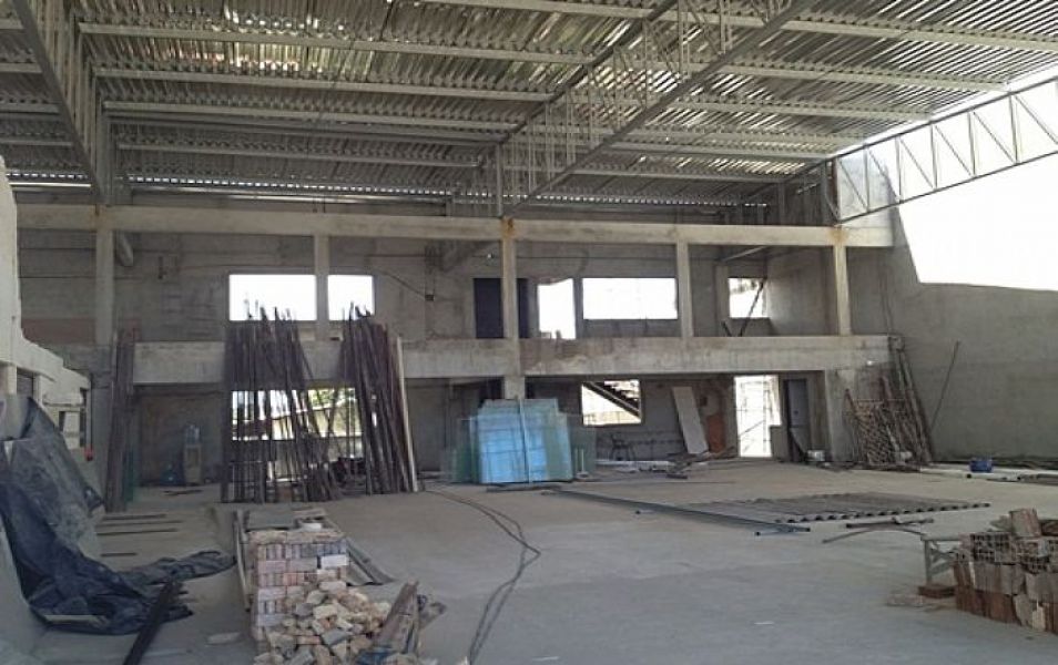 Prédio Comercial em Neópolis - Código 959