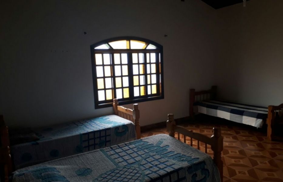 Cód.  I001 - Casa com piscina Itanhém 4 dormitórios/3 banheiros/WIFI