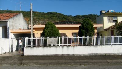 CASA EM LAGUNA PARA ALUGAR
