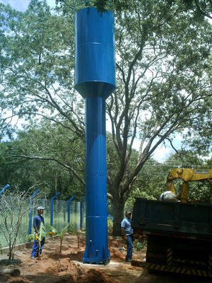 caixa d água metalica