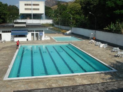 APT EM CONDOMÍNIO FECHADO COM TOTAL INFRAESTRUTURA