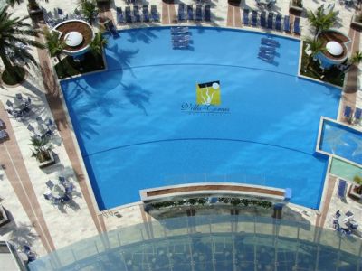 APTO FRENTE AO MAR COMPLETA AREA DE LAZER