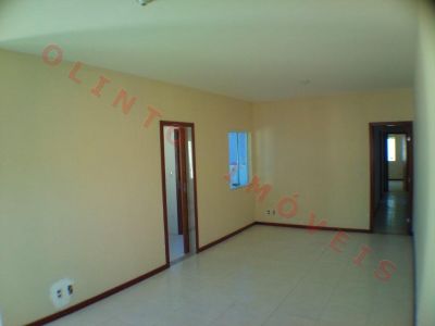 Olinto Imóveis vende Casa Linear Alto Padrão 3 qts no Costazul em Rio das Ostras