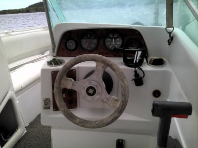 Vendo Lancha Ranner 6500 19` Motor Yamaha 115 HP tudo 2001