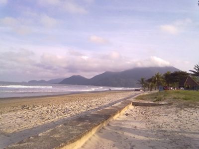 ALUGO CASA COM 2 DORM PARA CARNAVAL