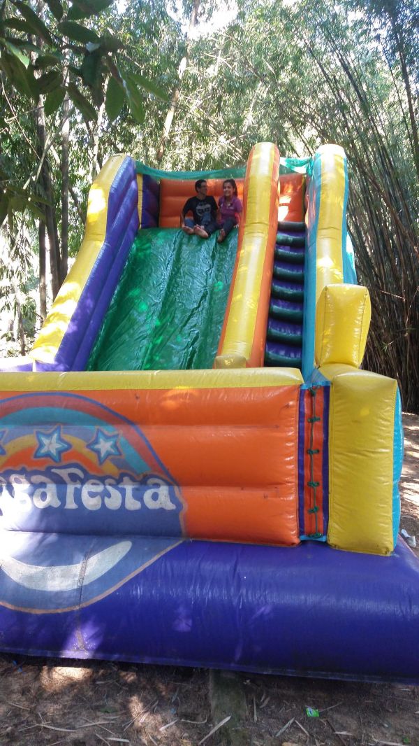 Tobogã inflavel