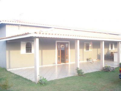 EXCELENTE CASA NO ECOPARK