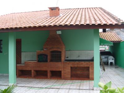 CHURRASQUEIRA COM FORNO E FOGÃO À LENHA - 7GRILL