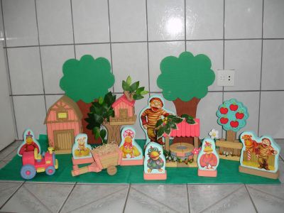 VENDO MESAS TEMÁTICAS/FESTAS INFANTIS