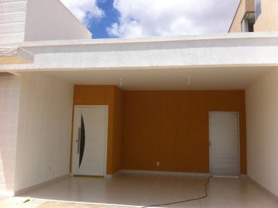Excelente Casa para Vender em Parnamirim