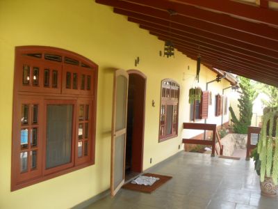 Jarinu SP linda chácara com piscina.