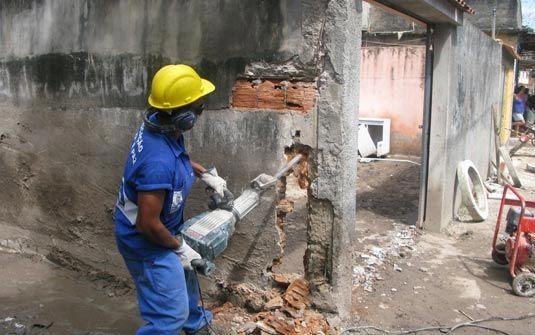 Demolição demolidora mais barato rj rio de janeiro Whatsapp (21) 99935-8395