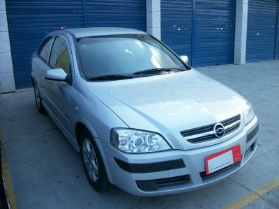 Astra 2005- 02 portas com 34.000 km