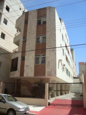 2  quadra do mar, 2 quartos + Dce, sala ampla, sol da manhã, frente para a rua