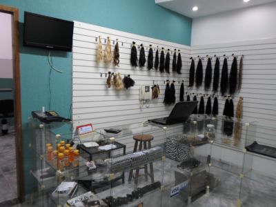 vendas de cabelos,  apliques e produtos para alongamento