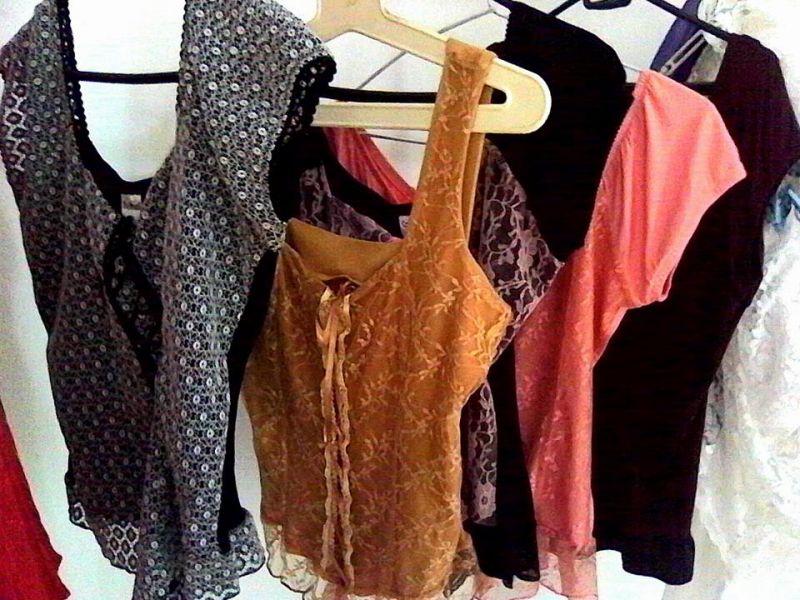 Lindas saias rodadas e blusinhas estilo ciganinha