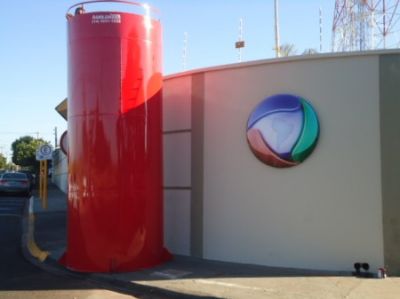 caixa d água metalica