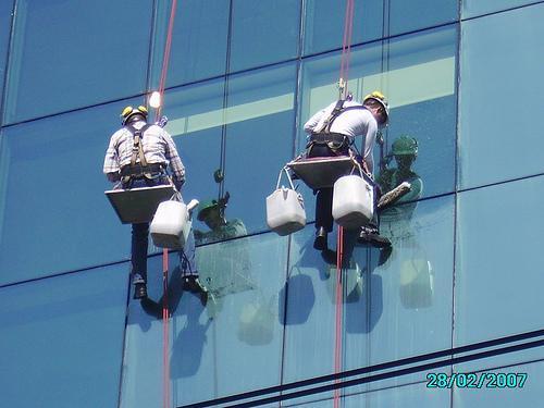 Serviço de alpinismo industrial Balanceiro balancinho rapel cadeirinha suspensa rj rio de janeiro 