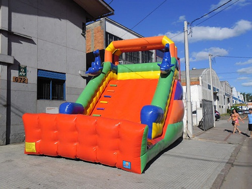 Locação de brinquedos infláveis aluguel de brinquedos tobogã inflável cama elástica