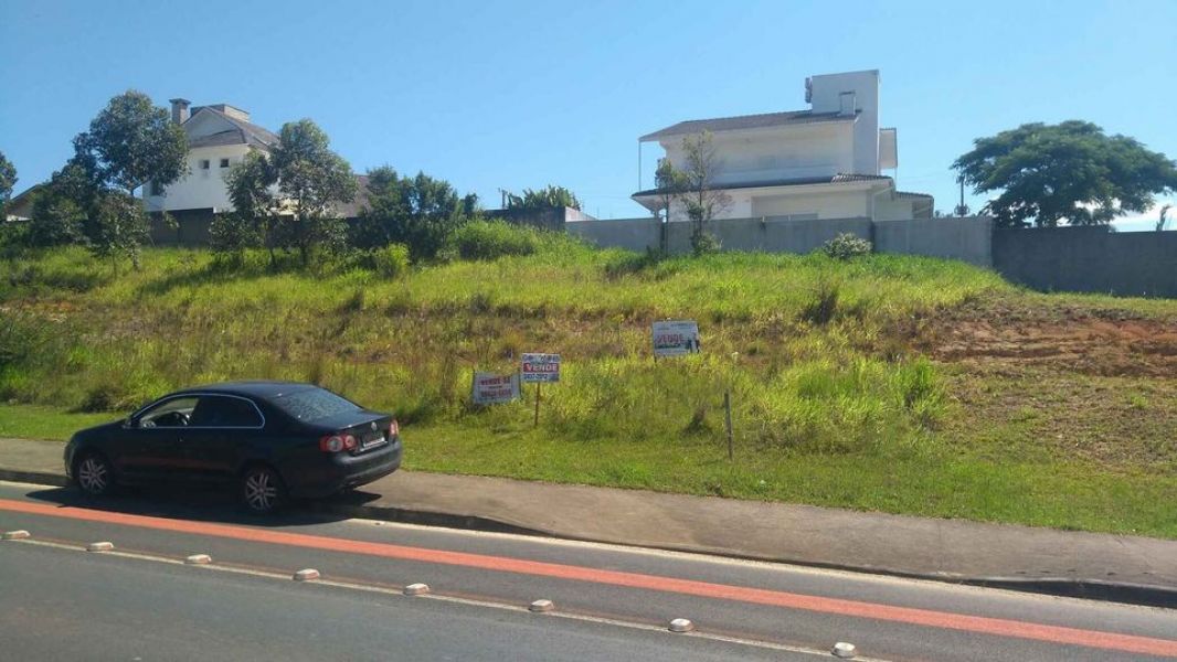 Terreno a venda bairro Jardim Maristela Criciúma via rápida